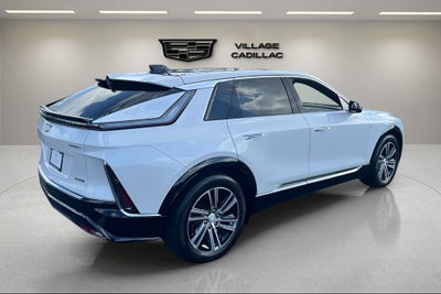2024 Cadillac LYRIQ Luxury 2
