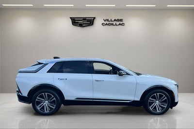 2024 Cadillac LYRIQ Luxury 2