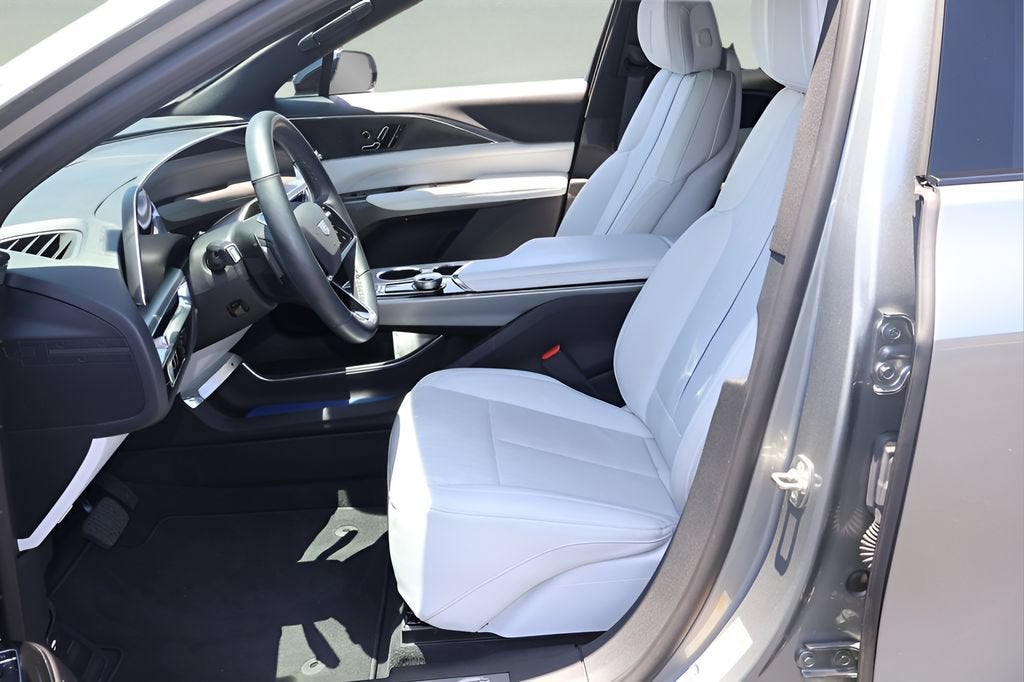 2024 Cadillac LYRIQ Sport 1