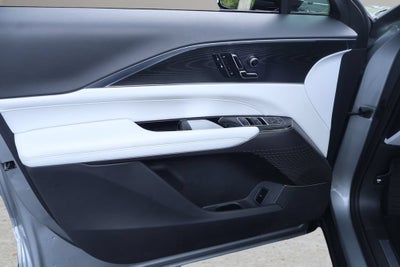 2025 Cadillac LYRIQ Sport 1
