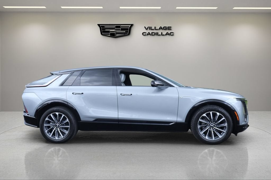 2025 Cadillac LYRIQ Sport 1