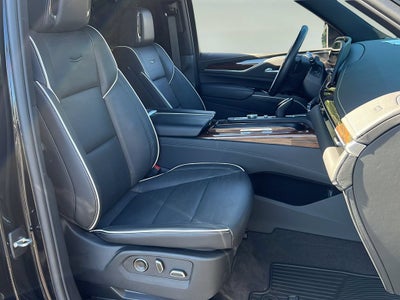 2024 Cadillac Escalade ESV Premium Luxury