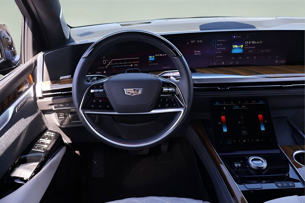 2025 Cadillac Escalade Sport Platinum