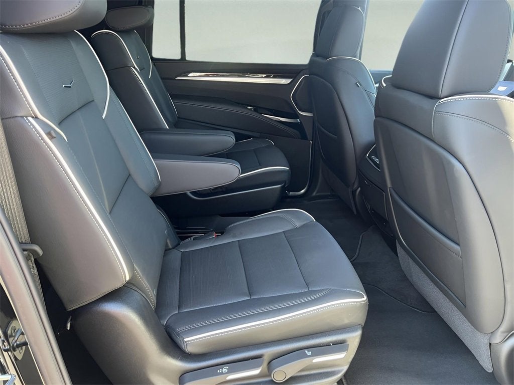 2026 Cadillac Escalade ESV Luxury