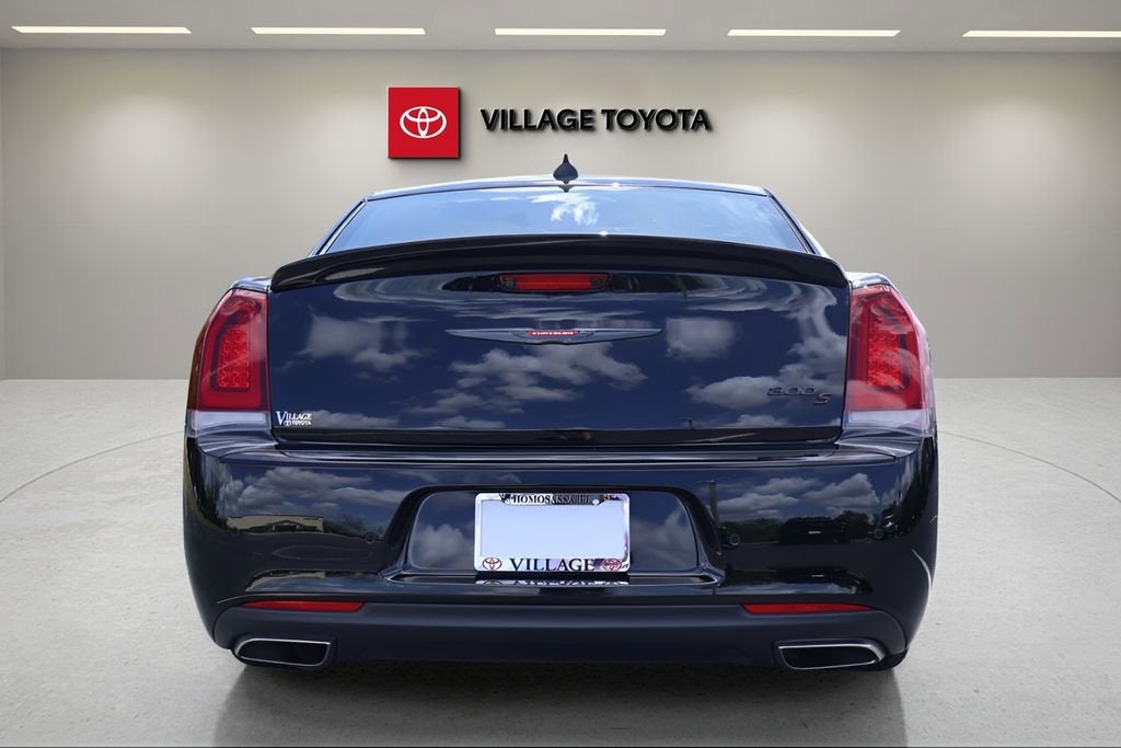 2021 Chrysler 300 300S