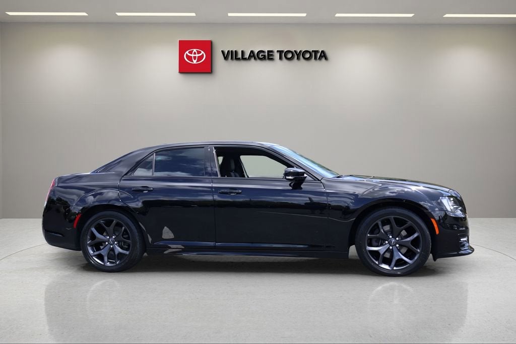 2021 Chrysler 300 300S