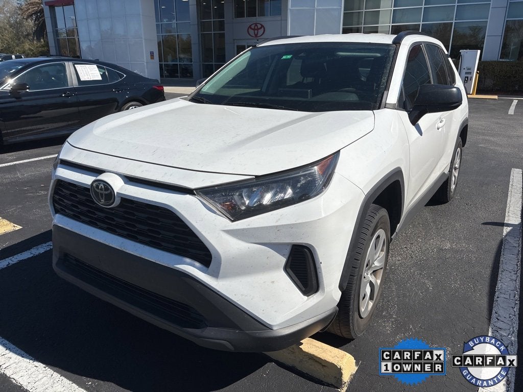 2020 Toyota RAV4 LE
