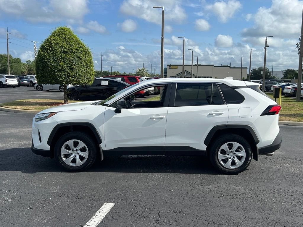 2025 Toyota RAV4 LE