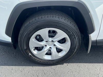 2025 Toyota RAV4 LE