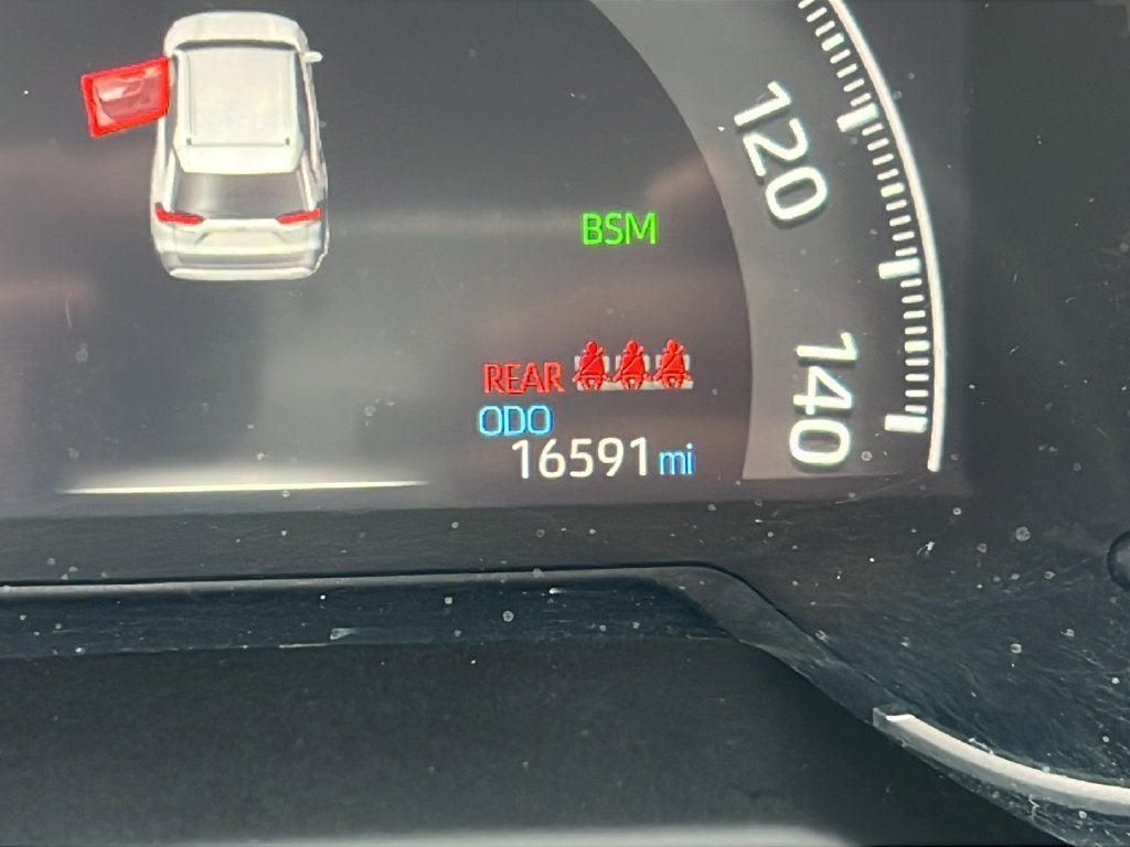 2024 Toyota RAV4 LE