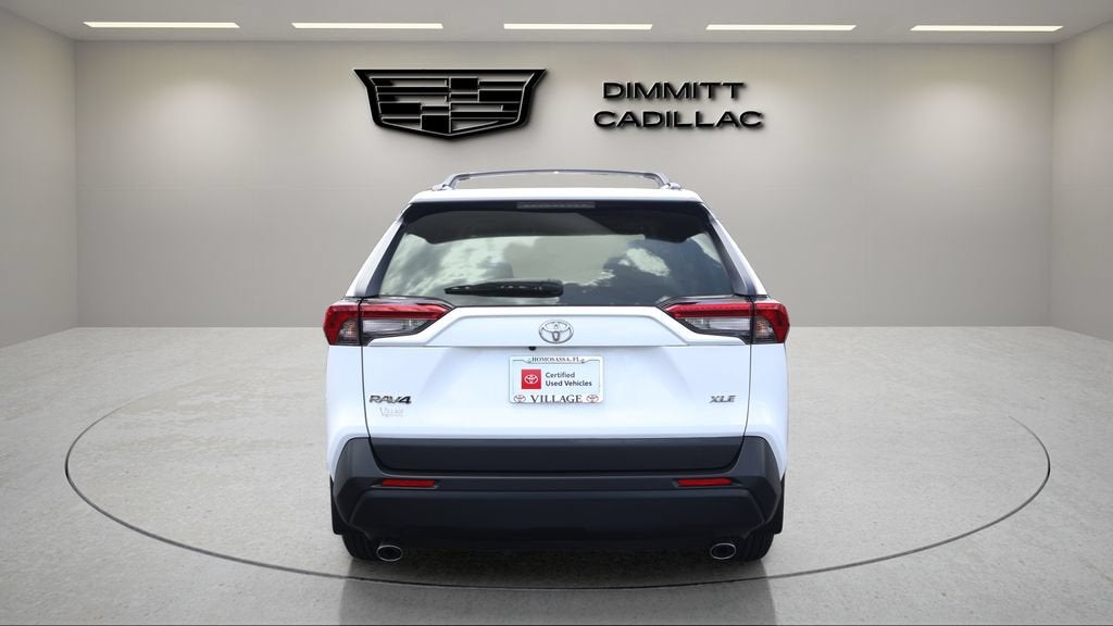 2022 Toyota RAV4 XLE