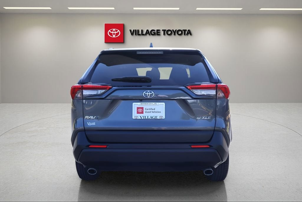 2023 Toyota RAV4 XLE