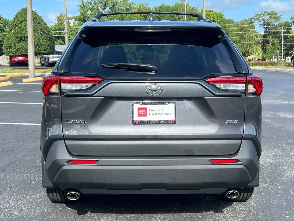 2025 Toyota RAV4 XLE