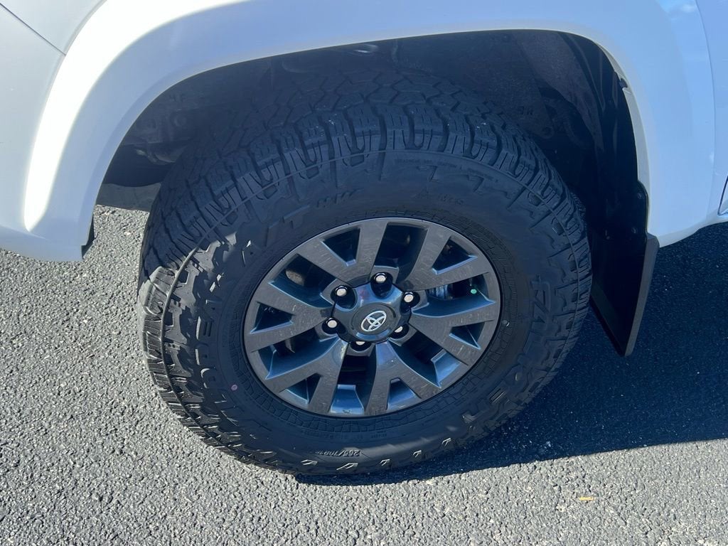 2023 Toyota Tacoma 2WD SR5