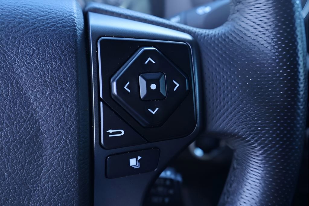 2022 Toyota Tacoma 2WD SR5