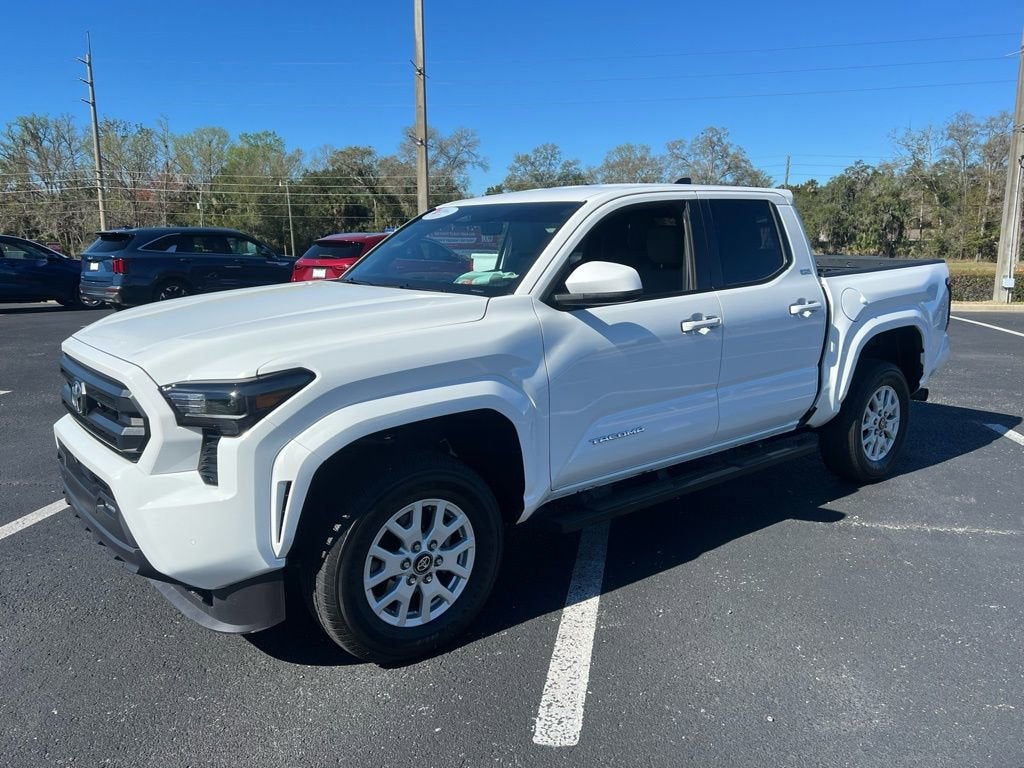 2025 Toyota Tacoma 2WD SR5