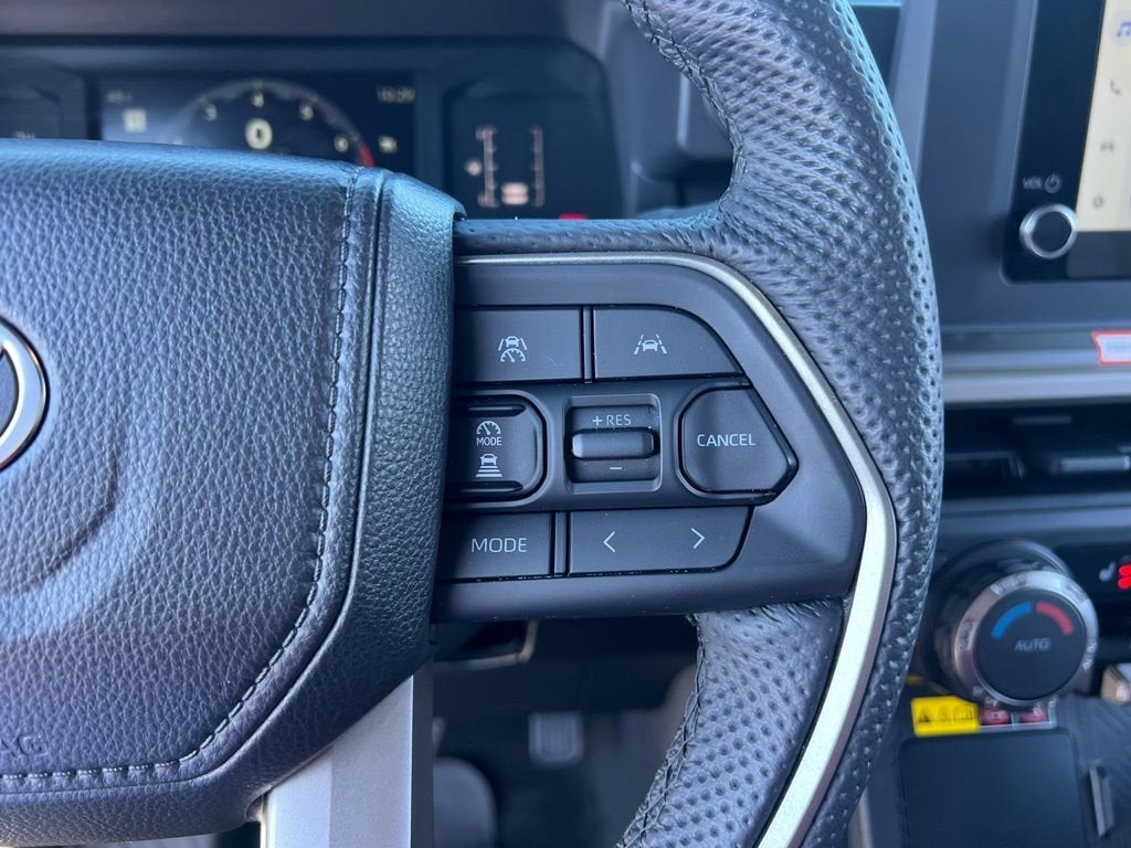 2025 Toyota Tacoma 2WD SR5