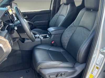 2024 Toyota Tacoma 4WD SR5