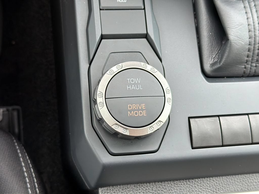 2026 Toyota Tacoma 2WD SR5