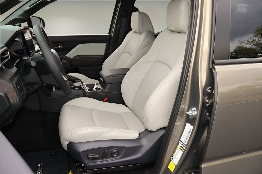 2026 Toyota Tacoma 4WD SR5