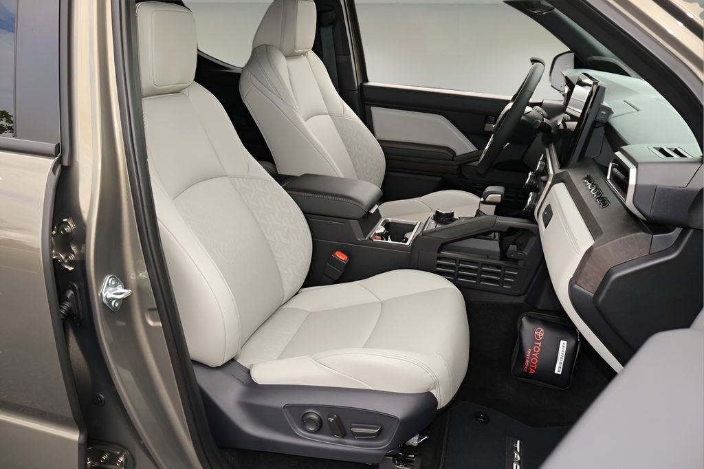 2026 Toyota Tacoma 4WD SR5