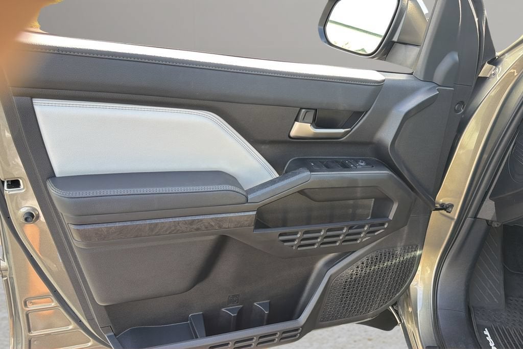 2025 Toyota Tacoma 4WD Limited