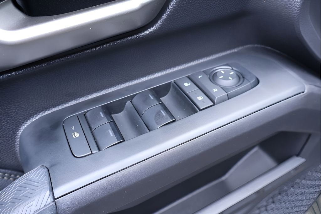 2025 Toyota Tacoma 4WD TRD Sport Hybrid