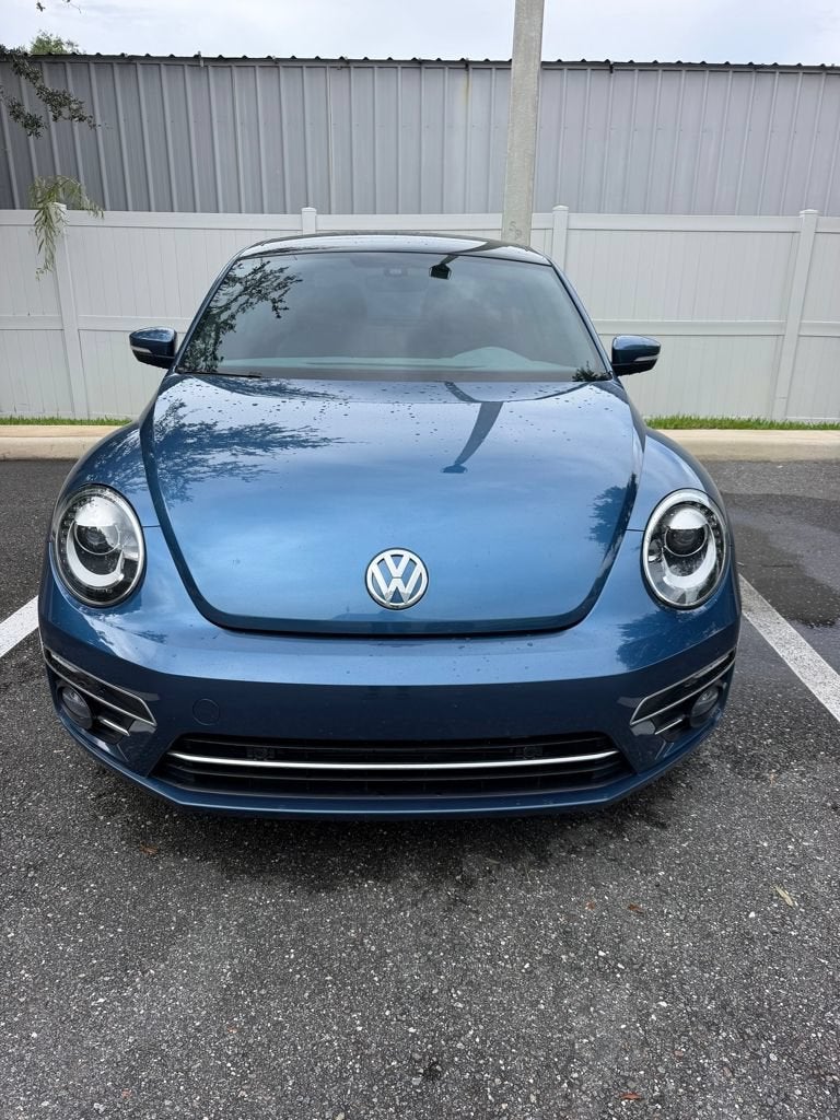 2019 Volkswagen Beetle SE