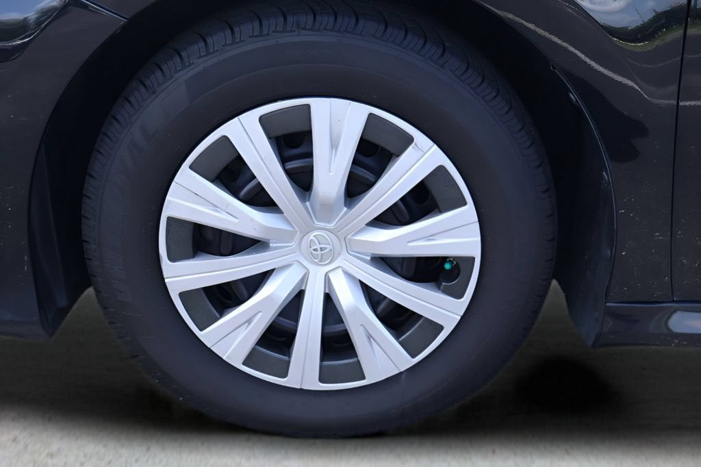2019 Toyota Camry Hybrid LE