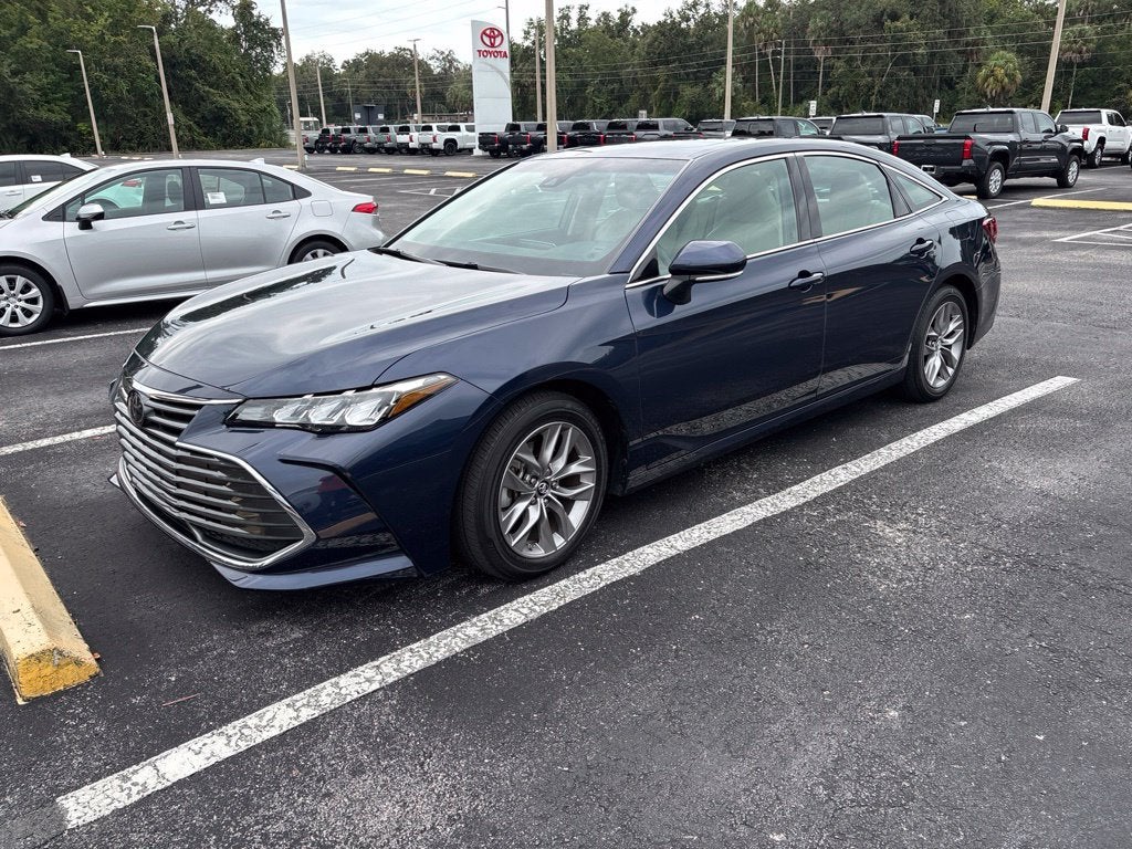 2019 Toyota Avalon XLE