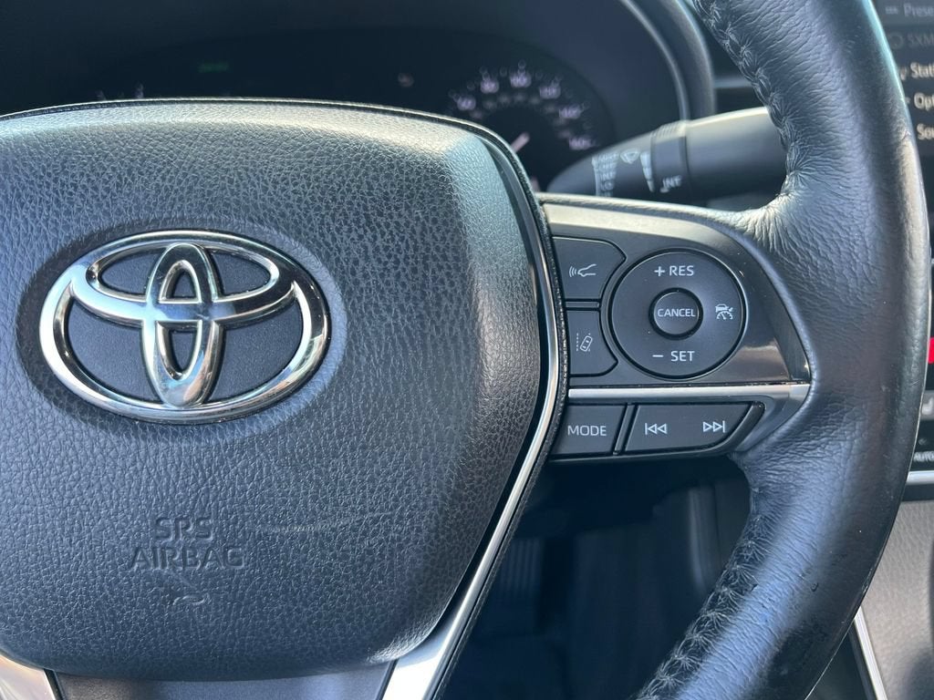 2019 Toyota Avalon XLE