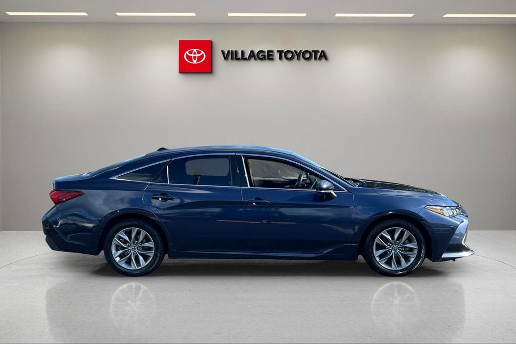 2019 Toyota Avalon XLE