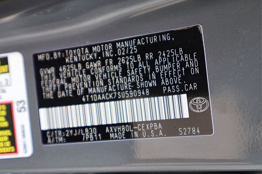 2025 Toyota Camry LE