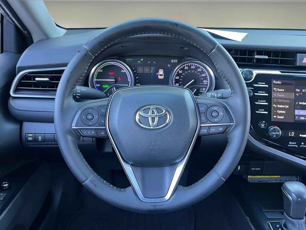 2020 Toyota Camry Hybrid XLE