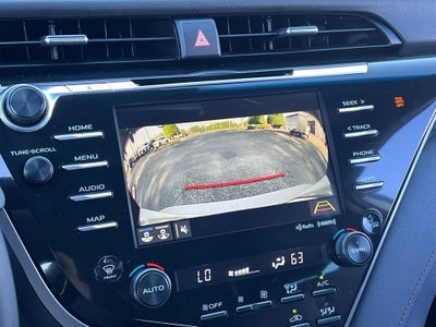 2020 Toyota Camry Hybrid XLE
