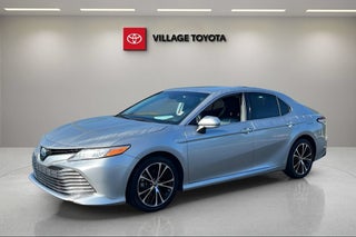 2020 Toyota Camry Hybrid XLE