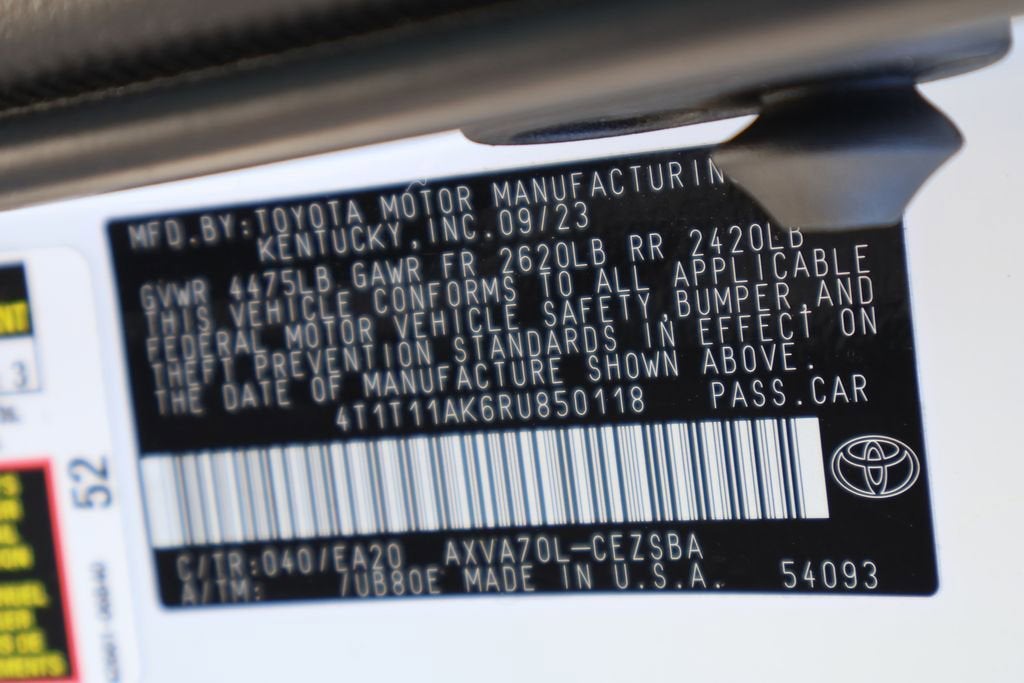 2024 Toyota Camry SE