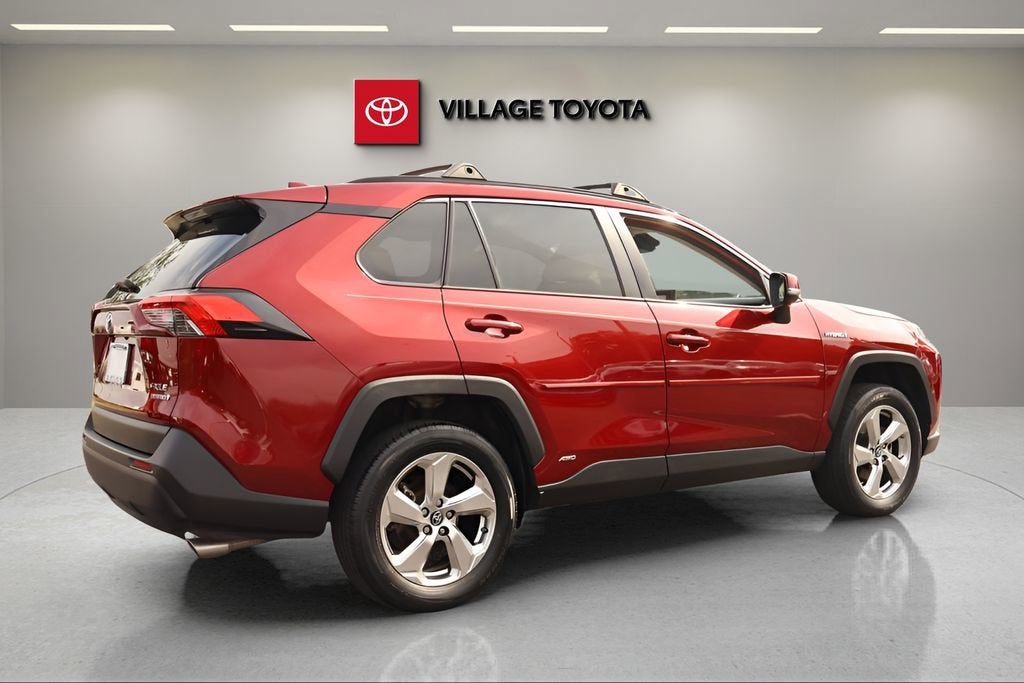 2021 Toyota RAV4 Hybrid LE