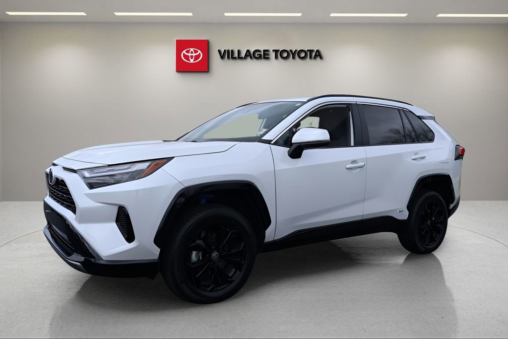 2023 Toyota RAV4 Hybrid SE