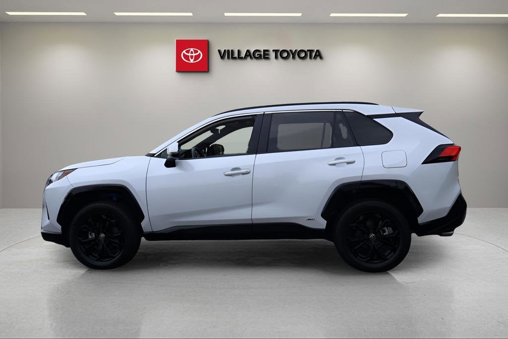 2023 Toyota RAV4 Hybrid SE