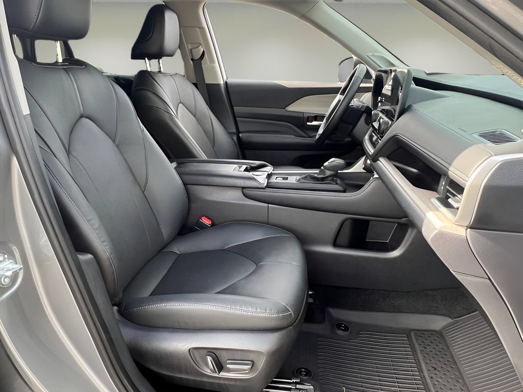 2025 Toyota Grand Highlander Hybrid XLE