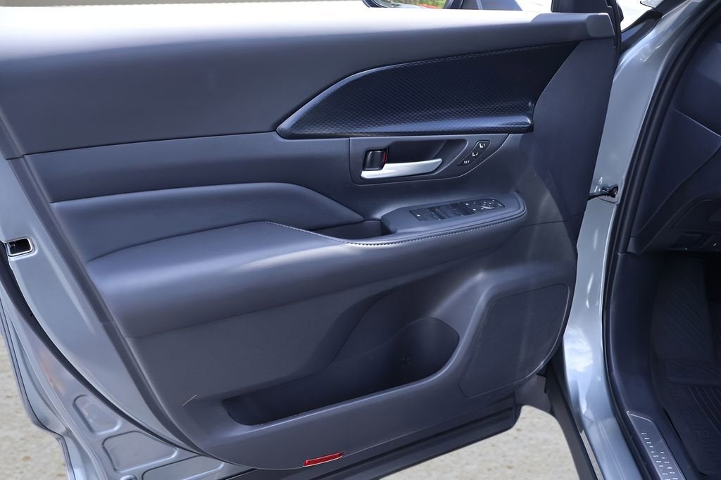 2025 Toyota Grand Highlander Hybrid MAX Limited