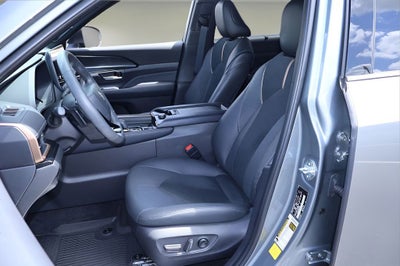 2025 Toyota Grand Highlander Hybrid MAX Limited