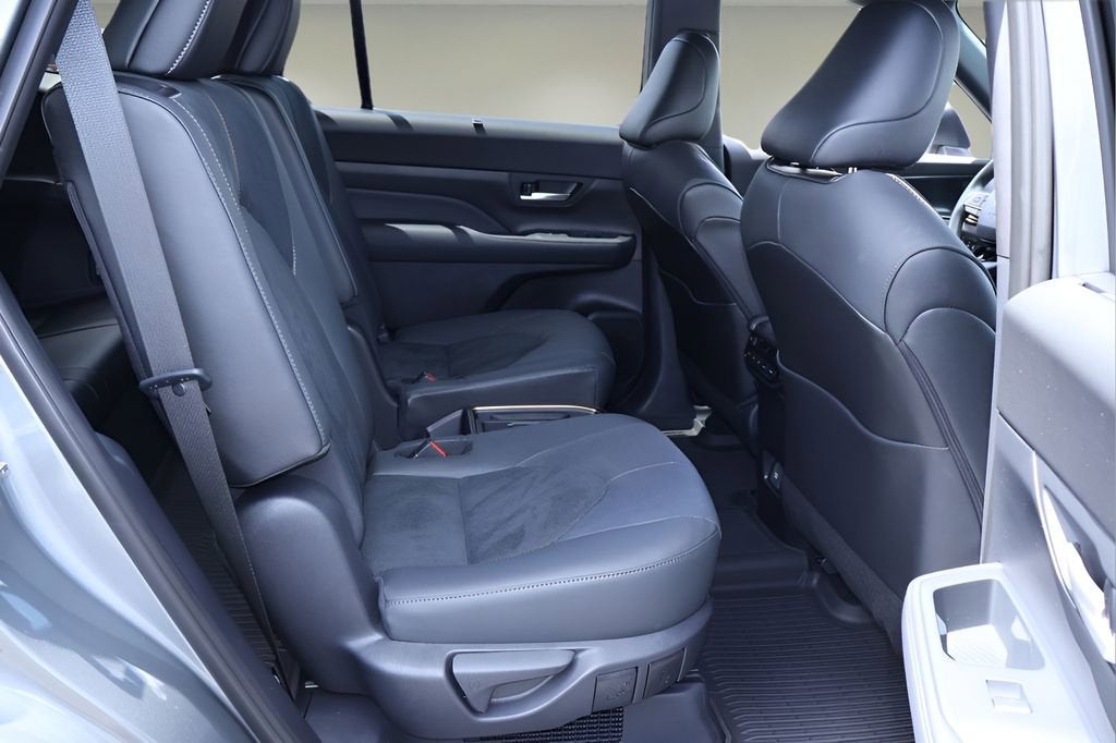 2025 Toyota Grand Highlander Hybrid MAX Limited