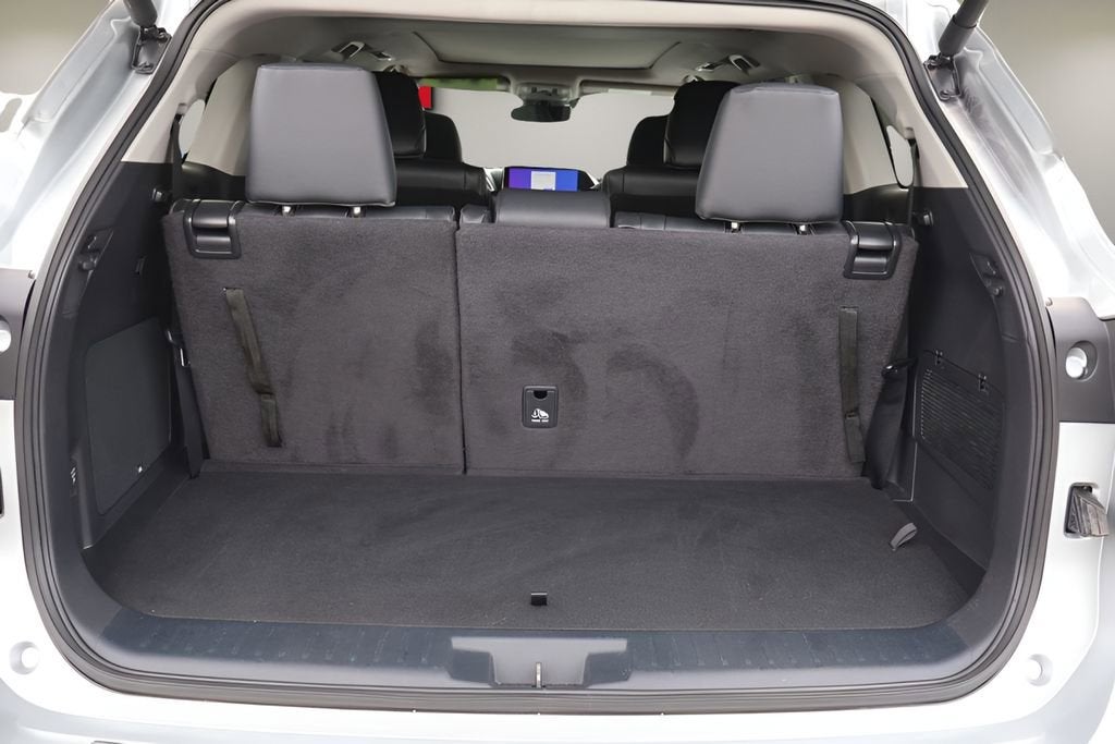 2024 Toyota Highlander Hybrid Platinum