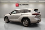2024 Toyota Highlander Hybrid Platinum