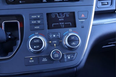 2019 Toyota Sienna SE