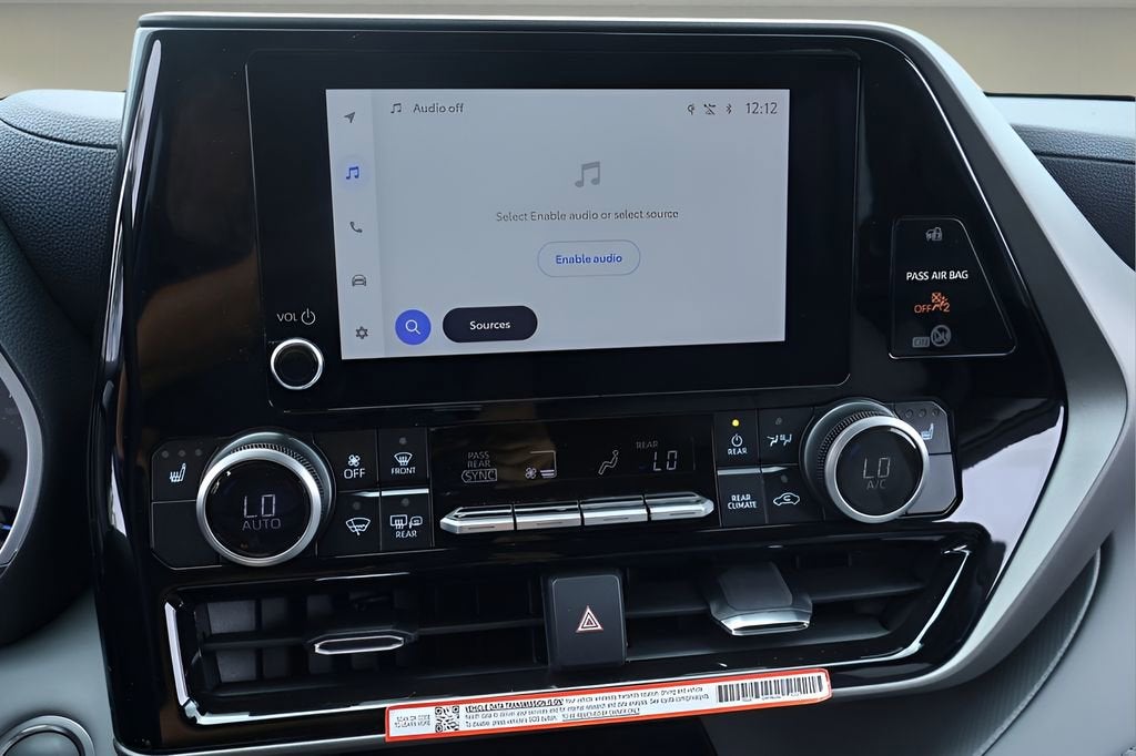 2025 Toyota Highlander Hybrid XLE