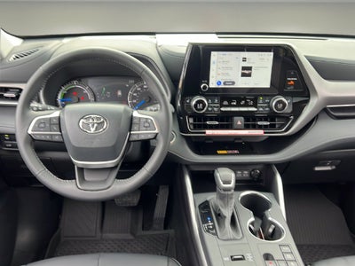 2026 Toyota Highlander Hybrid XLE