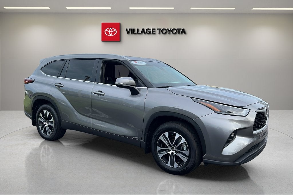 2026 Toyota Highlander Hybrid XLE